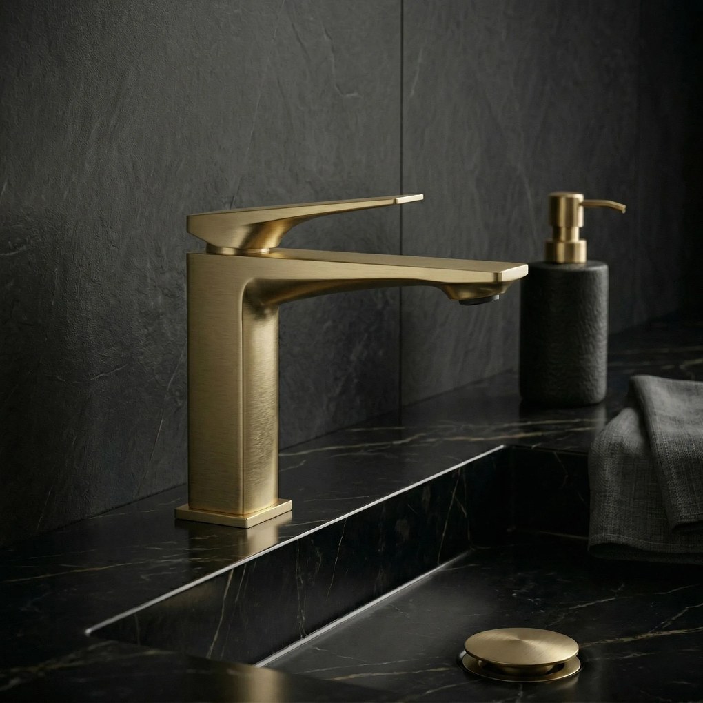 Смесител за мивка PREMIUM Rea Prime Brush Gold Low