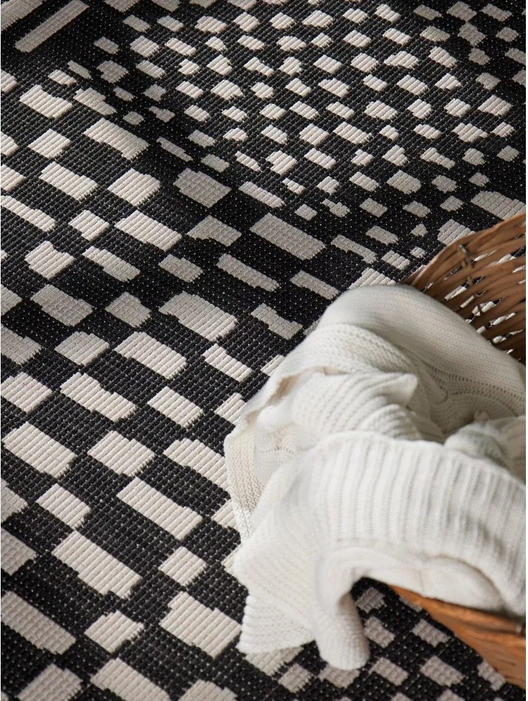 Черен/кремав килим за открито и закрито 120x170 cm Haringey Barkham – Ted Baker