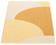 Килим за открито и закрито в цвят жълта охра 70x90 cm Hill Ochre Pale Yellow – Pappelina