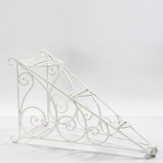 Триъгълен цветарник от ковано желязо