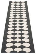 Черна и кремава пътека за открито и закрито 70x250 cm Poppy Black Vanilla – Pappelina