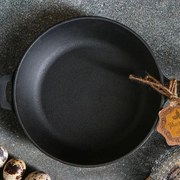 Maysternya - Чугунена шола с дръжка и стъклен капак ф24хh6см (T102C3)