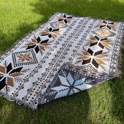 Одеяло за пикник в стил BOHO с мотив на ацтек 130 x 180 cm