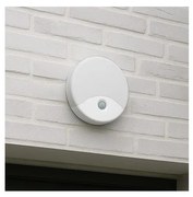 LED външно стенно осветително тяло с датчик за движение LED/18W/230V IP44 бяло
