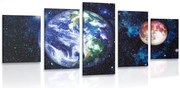 картини от 5 части – Планетата Земя и червена Луна