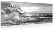 Картина на платно – Морски вълни на брега в черно-бяло
