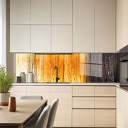 Гръб за кухня - Пръски боя