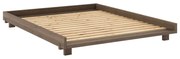 Кафяво двойно легло 160x200 cm от масивен бор с включена подматрачна рамка Social – Karup Design