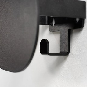 Черна метална стенна закачалка Mani – Spinder Design
