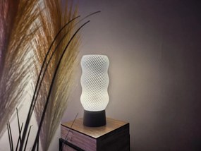 Дизайнерска настолна лампа RETEA /модел L050032/