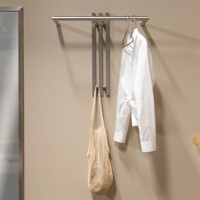 Метална стенна закачалка в сребрист цвят 65 cm Senza – Spinder Design