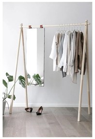 Стойка за дрехи от борова дървесина Hongi - Karup Design