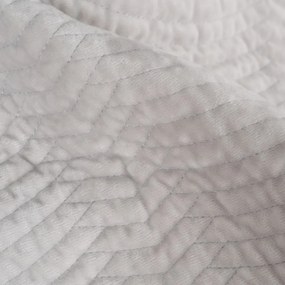 Кремаво капитонирано покривало за легло 180x260 cm – Ixia