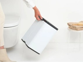 Кош за боклук Brabantia Bo Small 1006633, 12 л, Безшумно и плавно отваряне, Противоплъзгаща основа, Бял