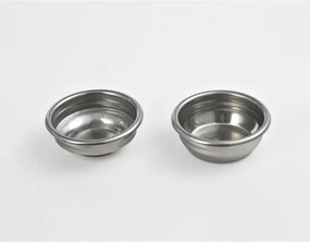 Втора ръка: Еспресо машина Finlux FEM-1935D, 2450W, Италианска ULKA помпа 20 bar, 2.2 л, 250 гр, Вградена мелачка с 15 настройки, Сензорен екран, Инокс