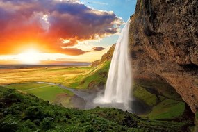 Фототапет – Величествен водопад в Исландия