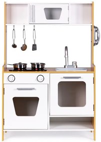 Дървена детска кухня със светлина и звук