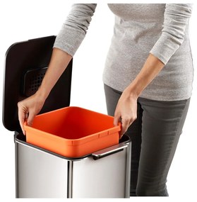 Стоманен контейнер за отпадъци в сребристо 40 л Totem Compact - Joseph Joseph