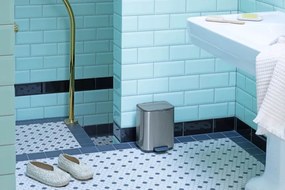 Кош за боклук Brabantia Bo Pedal 1010142, 7 л, Плавно затваряне, Гумирана основа, Устойчив на пръстови отпечатъци, Инокс