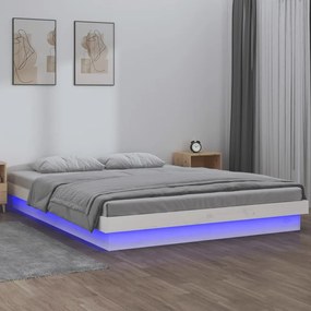 819988 vidaXL LED рамка за легло бяла 180x200 см Super King дърво масив