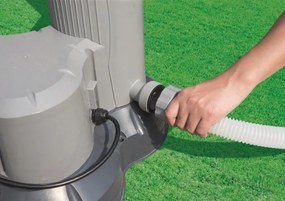 Слънчева подложка за басейн