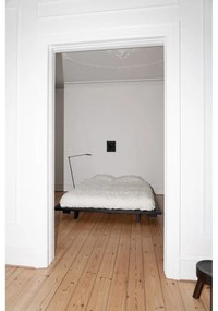 Черно двойно легло от борова дървесина с решетка 180x200 cm Japan - Karup Design