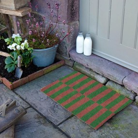 Изтривалка от кокосови влакна 40x60 cm Pink &amp; Green Half Stripes – Artsy Doormats