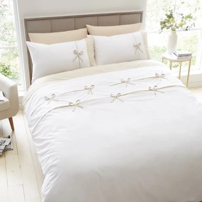 Бяло спално бельо за двойно легло 200x200 cm Milo - Catherine Lansfield