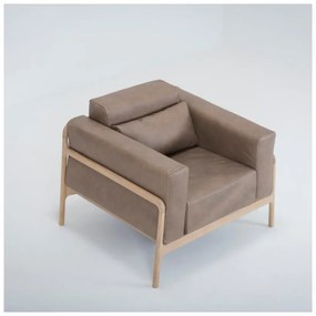 Светлокафяв фотьойл от биволска кожа с масивна дъбова конструкция Fawn - Gazzda