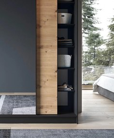 Плъзгащ се гардероб Svole III с Огледало