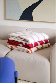 Червено одеяло 150x200 cm Swirl – noo.ma