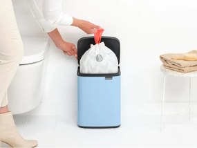 Кош за боклук Brabantia Bo Small 1006631, 7 л, Плавно и безшумно отваряне, Противоплъзгаща основа, Светлосин