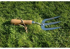 Градинска вилица, изработена от ясенова дървесина Pond - Esschert Design