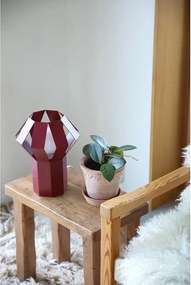 Червена метална настолна лампа с метален абажур (височина 27 cm) Octa – Markslöjd