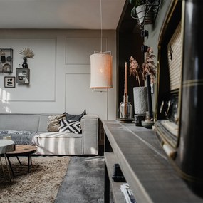 Дизайнерска висяща лампа бяла с бежов абажур - Rich