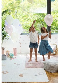 Кремав ръчно изработен памучен детски килим подходящ за пране 140x200 cm Kim – Lorena Canals