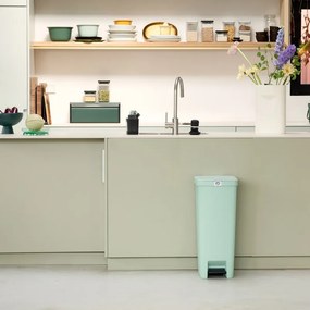 Кош за боклук с педал Brabantia StepUp 1005558, 40 л, Екологични материали, Голям отвор, Светлозелен