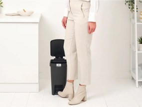 Кош за боклук с педал Brabantia StepUp 1008476, 10 л, Екологични материали, Голям отвор, Тъмносив