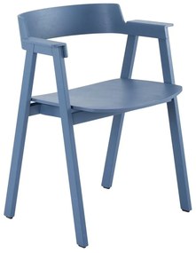 Син трапезен стол с подлакътници от масивен дъб Flip – Gazzda