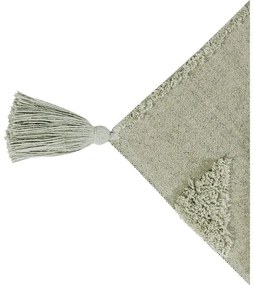 Светлозелен ръчно изработен памучен килим подходящ за пране 170x240 cm Tribu Olive – Lorena Canals