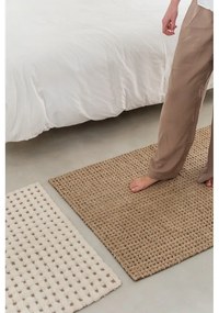 Ръчно изработен бежов вълнен килим подходящ за пране 140x200 cm Unexpected Wool – Lorena Canals