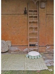 Светлозелен ръчно изработен памучен килим подходящ за пране 170x240 cm Tribu Olive – Lorena Canals