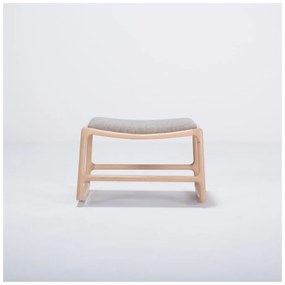 Отоман с дъбова дървена конструкция и сива текстилна седалка Dedo - Gazzda