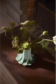 Светлозелена керамична ваза (височина 20,5 cm) Kantarel – Kähler Design