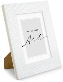 Бяла пластмасова рамка 21x26 cm