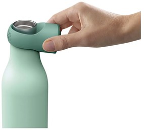 Пътническа бутилка от неръждаема стомана в цвят мента 500 мл Loop - Joseph Joseph