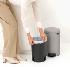 Кош за боклук с педал Brabantia NewIcon 1010440, 12 л, Плавно затваряне, Противоплъзгаща основа, Светлосив