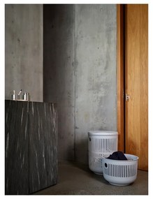 Светлосив пластмасов кош за пране 35 l Ume – Zone