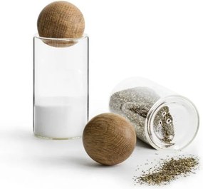 Солница и пиперница с капачка от дъбова дървесина Oval - Sagaform