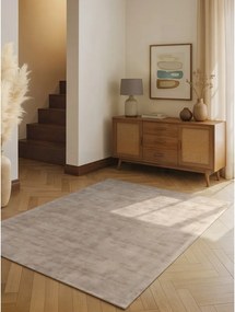 Бежов ръчно изработен килим от вискоза 200x300 cm Noemi – Vikosa